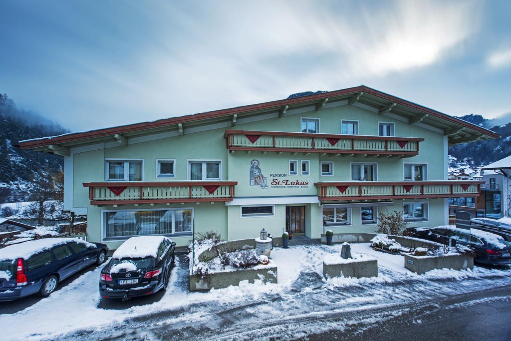 Pension St.Lukas Pfunds Exterior photo